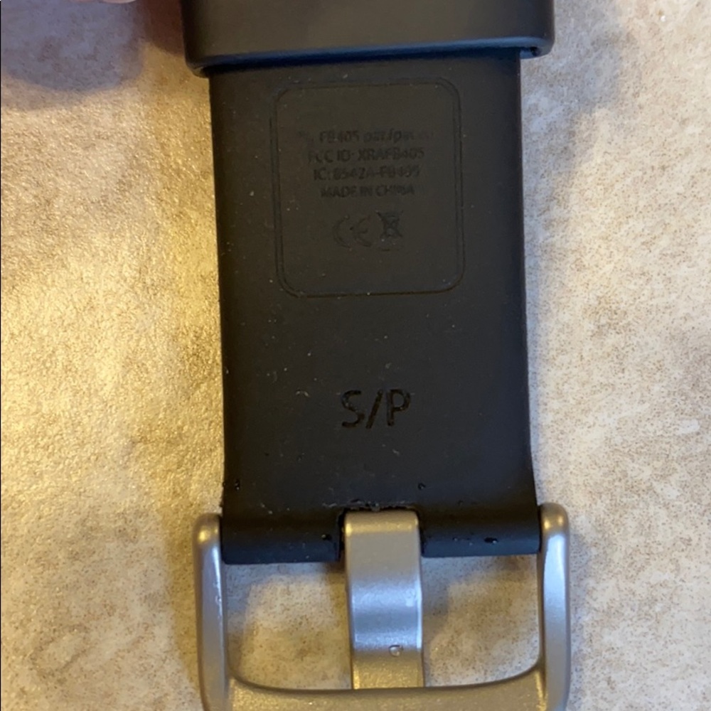 Fitbit - Picture 3 of 9